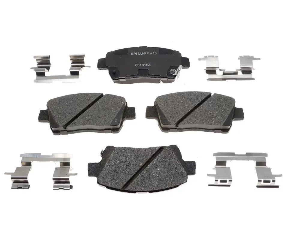 Raybestos R-Line Ceramic Brake Pad Set Front MGD822CH - MGD822CH