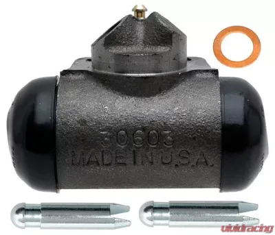 Raybestos Element3 Wheel Cylinder International Front Right WC37224 - WC37224