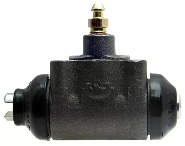 Raybestos Element3 Wheel Cylinder Rear WC37599 - WC37599