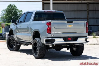 Rough Country 6" Lift Kit Multi Leaf Spring M1 Struts w/M1 Rear Shocks 4.3L 5.3L 6.2L Chevrolet Silverado 1500 2WD 4WD 2019-2023 - 21740