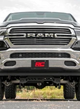 Rough Country 6" Lift Kit M1 Monotube Struts w/M1 Shocks and Rear Variable Rate Coils w/o 22" Factory Wheels Ram 1500 4WD 2019-2023                                     - 33440 - Image 4