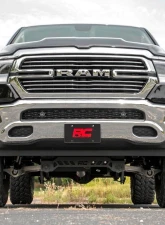 Rough Country 6" Lift Kit M1 Monotube Struts w/M1 Shocks and Rear Variable Rate Coils w/22" Factory Wheels Ram 1500 4WD 2019-2023                                     - 33940 - Image 4