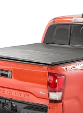 Rough Country Soft Tri-Fold Bed Cover 5' Bed w/Cargo Management System Toyota Tacoma 2WD 4WD 2016-2023                                     - 41716501 - Image 6