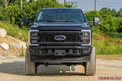 Rough Country 6" Lift Kit Gas OVLD Ford F-250 | F-350 Super Duty 4WD 2023-2025 - 41730