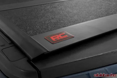 Rough Country Hard Low Profile Bed Cover 6'10" Bed Ford F-250 | F-350 Super Duty 17-25 - 47220651B