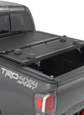 Rough Country Hard Low Profile Bed Cover 5' Bed Toyota Tacoma 2WD | 4WD 2016-2023                                     - 47420500B - Image 2
