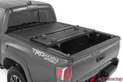 Rough Country Hard Low Profile Bed Cover 5' Bed Toyota Tacoma 2WD | 4WD 2016-2023 - 47420500B
