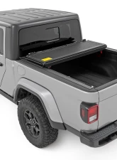 Rough Country Hard Low Profile Bed Cover 5' Bed Jeep Gladiator JT 4WD 2020-2025                                     - 47620500B - Image 4