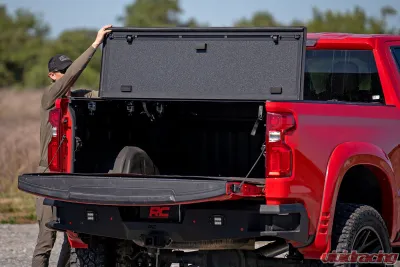Rough Country Hard Tri-Fold Flip Up Bed Cover 6'7" Bed Chevy | GMC Sierra 1500 19-25 | Silverado 1500 19-25 - 49120650