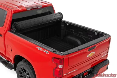 Rough Country Hard Roll Up Bed Cover 5'10" Bed Chevy | GMC Sierra 1500 19-25 | Silverado 1500 19-25 - 50120580