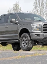 Rough Country 4" Lift Kit M1 Struts | M1 Ford F-150 4WD 2015-2020                                     - 55540 - Image 3