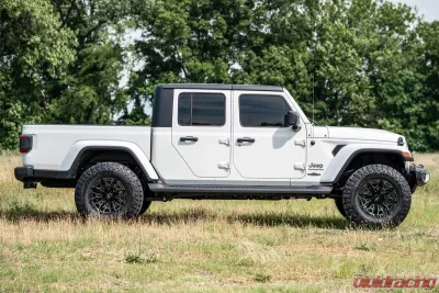 Rough Country 2.5" Leveling Kits Springs M1 Jeep Gladiator JT 4WD 2020-2023 - 64840