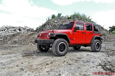 Rough Country 2.5" Suspension Lift Kit Jeep Wrangler 2007-2018 - 656