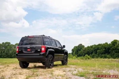 Rough Country 2" Suspension Lift Kit Jeep Patriot 4WD 2010-2017 - 66501