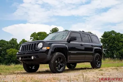 Rough Country 2" Suspension Lift Kit Jeep Patriot 4WD 2010-2017 - 66501