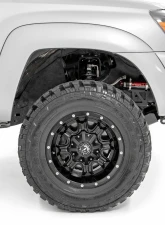 Rough Country Vertex 2.5 Adjustable Front Shocks for 2005-2022 Toyota Tacoma 2WD/4WD                                     - 689035 - Image 3