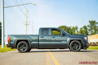Rough Country 2" Lowering Kit Chevy Silverado 1500 GMC Sierra 1500 2WD 2014-2018 - 71630