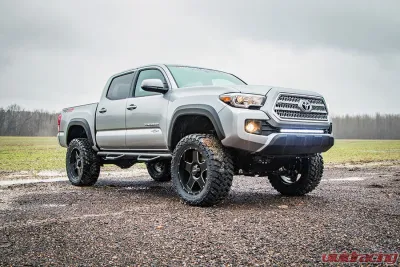 Rough Country 4" Lift Kit N3 Struts Toyota Tacoma 2WD | 4WD 2016-2023 - 75731