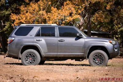 Rough Country 2" Suspension Lift Kit Toyota 4Runner 2010-2020 - 764