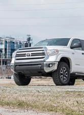 Rough Country 2.5"-3" Suspension Leveling Kit Toyota Tundra 2007-2020                                     - 870 - Image 3