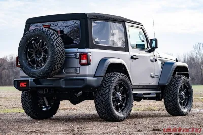 Rough Country 3.5" Lift Kit Adj LCA FR D/S Jeep Wrangler JL 4WD 2024-2025 - 91830