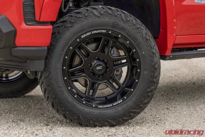 Rough Country 92 Series 18x9 Gloss Black Wheel 6x5.5 +18mm for Chevy, GMC, Ford, Ram, Toyota - 92181812