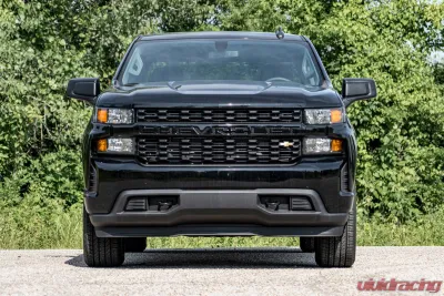 Rough Country GM 1500 1in - 1.5" Lowering Shackles 19-20 GM 1500 - RC0504