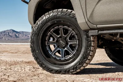 Rough Country 265 | 70R17 Venom Terra Hunter R | T - TVPRT01N