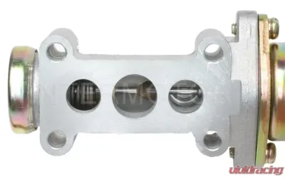 Intermotor Idle Air Control Valve Standard Ignition AC562 - AC562