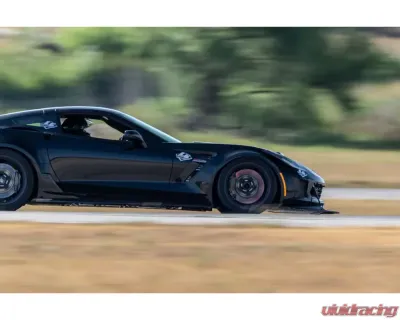 LG Motorsports StopTech Front Trophy Big Brake Kit Chevrolet Corvette C7 Z06 2014-2020 - LG7STBKF