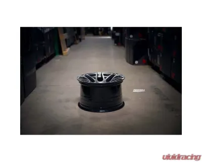 ESR Wheels RF1 Wheel 18x8.5 5x115 30mm Hyper Black | Hyper Black - 88551430 RF1HB 5X115