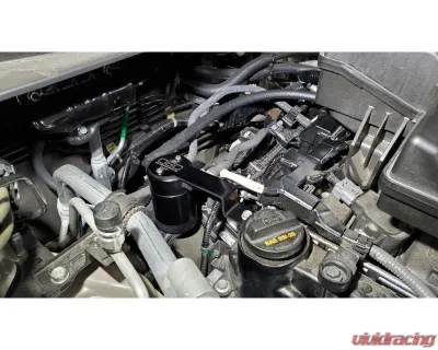 J&L Passenger Side Oil Separator 3.0 - Black Anodized Honda CR-V 1.5L Turbo 2017-2024 - 3112P-B