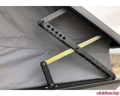 Eezi-Awn Stealth Hard Shell Roof Top Tent - RTT017