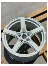 Option Lab Wheels R555 Wheel 18x9.5 5x114.3 38mm Onyx White                                     - OPLL55-89565-38-WHT - Image 3