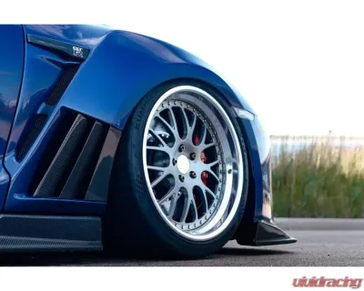 Carbonado Carbonado FRP VA Style Fender for Nissan GTR R35 2009-2021 - 8353VA.FD