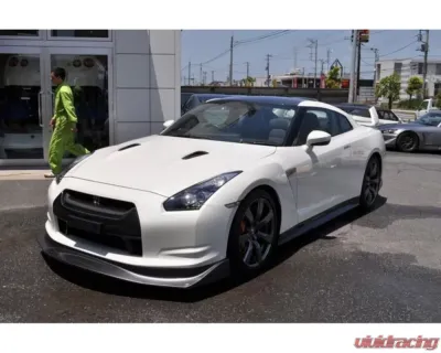 Carbonado CFRP AMS Style Front Lip Nissan GTR R35 2008-2011 - CF8353AMS.FL