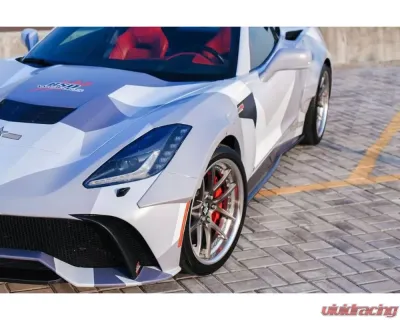Carbonado CFRP APR Style Side Skirts Chevrolet Corvette C7 2013-2019 - CF8993APR.SS