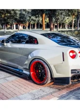 Carbonado CFRP DLK Style Trunk Nissan GTR R35 2008-2020                                     - CFT3503.DLK - Image 15