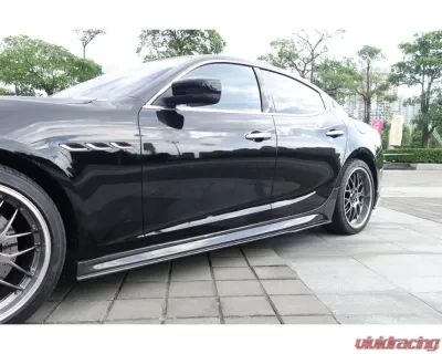 Carbonado CFRP EPC Style Partial Side Skirts Maserati Ghibli 2014-2017 - CF9552EPC.SS