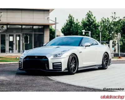 Carbonado CFRP Side Skirts Nissan GTR R35 2008-2022 - CF1256NSMO