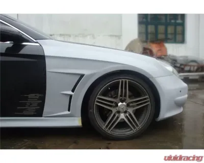 Carbonado CFRP Vb2 Fender for Mercedes Benz W219 CLS-Class 2005-2009, Carbon Fiber Finish - CF8485VB2.FD
