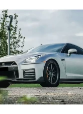 Carbonado CFRP Front Bumper for Nissan GTR R35 2017-2022 - Carbon Fiber Finish                                     - CF8354NSMO-FB - Image 14