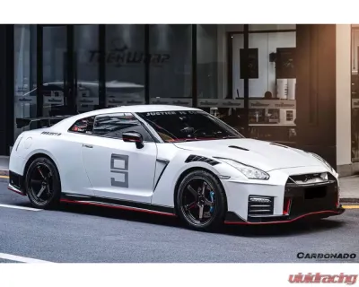 Carbonado CFRP Front Bumper for Nissan GTR R35 2017-2022 - Carbon Fiber Finish - CF8354NSMO-FB