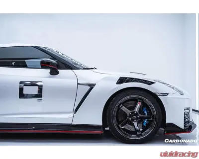 Carbonado CFRP Fender Nissan GTR R35 2008-2022 - CF8354NSMO-FD