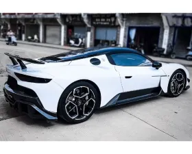 Carbonado DryCF SVD Style Dry Side Skirts Maserati MC20 2020+