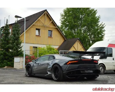 Carbonado FRP DE Style Wide Fender Flares for Lamborghini Huracan 2015-2025 - 5556LB-FFF