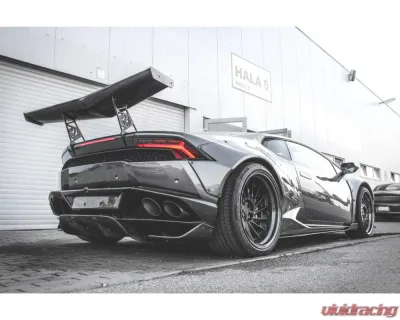 Carbonado FRP DE Style Wide Fender Flares for Lamborghini Huracan 2015-2025 - 5556LB-FFF