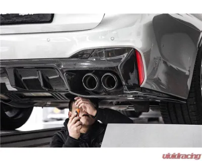 Carbonado FGCF D3 Style Rear Lip w/ Caps BMW M5 F90 2018-2023 - FGCF-ODM5F903D-RD FGCF-ODM5F903D-CA