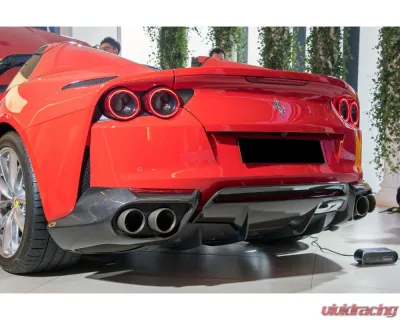 Carbonado DryCF OEM Style Rear Side Diffuser Ferrari 812 Superfast | GTS 2017-2024 - DRYCF812-MAN-RD
