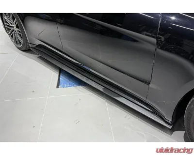 Carbonado DryCF OD Style Side Skirts Porsche Panamera 976 2024-2025 - DRYCF976-OD-SS